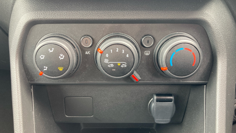 Dacia Sandero Stepway 1.0 TCe Essential 5dr Petrol Hatchback